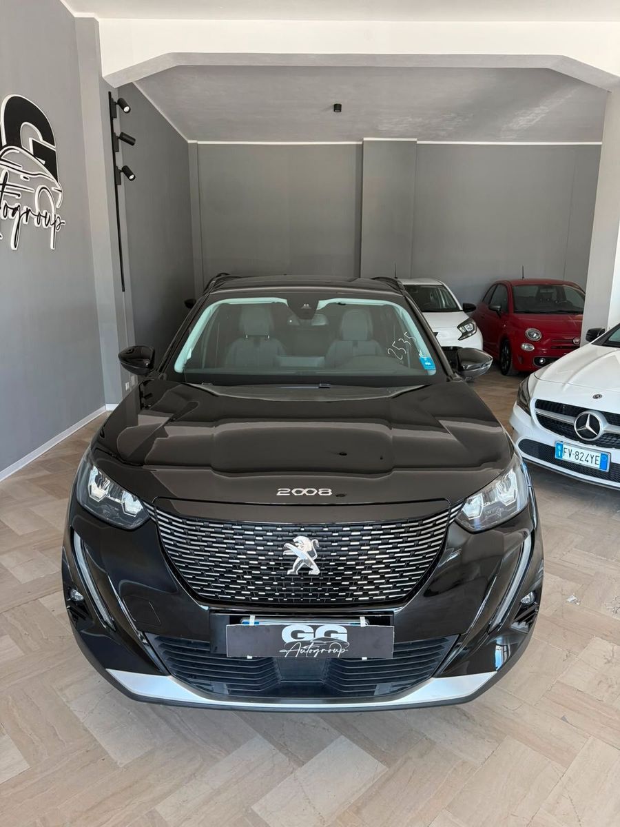 Peugeot 2008 BlueHDi 130 S&S EAT8 Allure Pack imagem 2