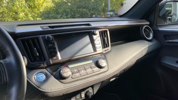 Toyota RAV 4 - 9