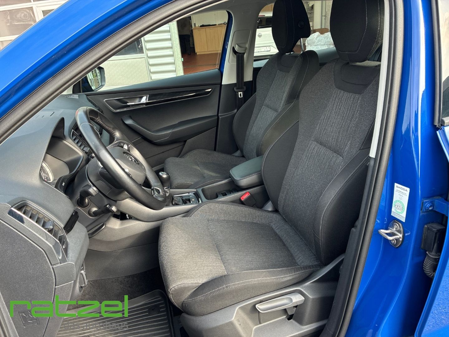 Fahrzeugabbildung SKODA Karoq Style 2.0 TDI ACC DAB Kamera Winterräder K