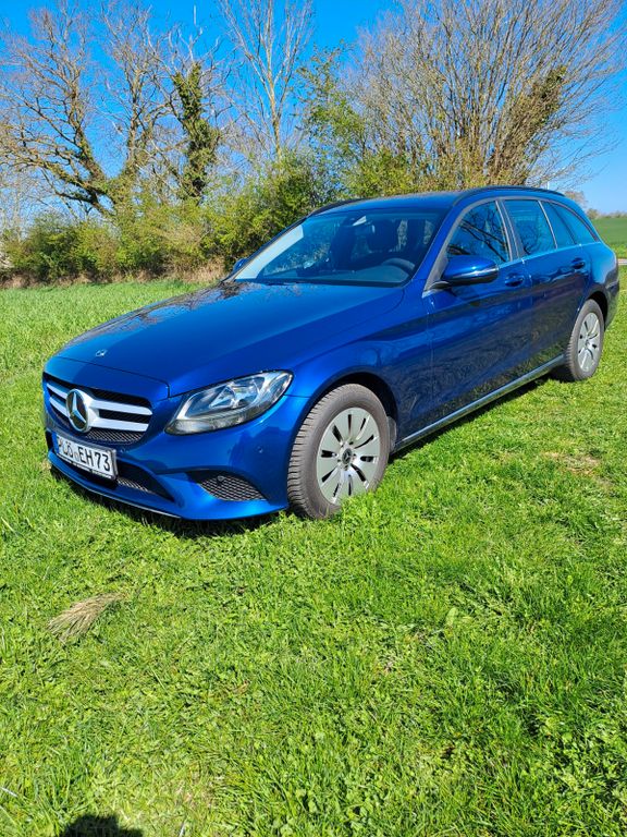 Image of Mercedes-Benz C 200