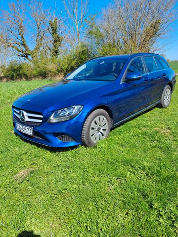MERCEDES-BENZ C 200 d T -