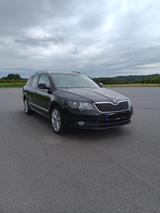 Skoda Superb 2.0 TDI 170ps 4x4 - Skoda Superb: 170