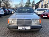 Mercedes-Benz 300E*124er*3.0*AUTOMATIK*DIESEL*2-Hand* - Mercedes-Benz 300 aus 1990: 300e