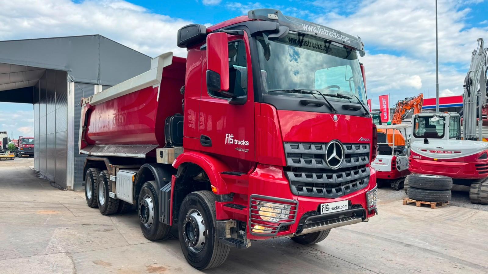 Mercedes-Benz AROCS 4242 8X4 cantoni hydr.back