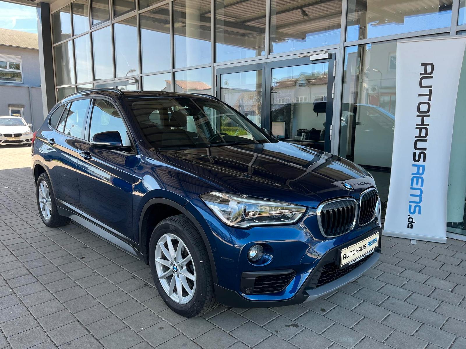 BMW X1 Klimaauto, AHK, Parkassistent