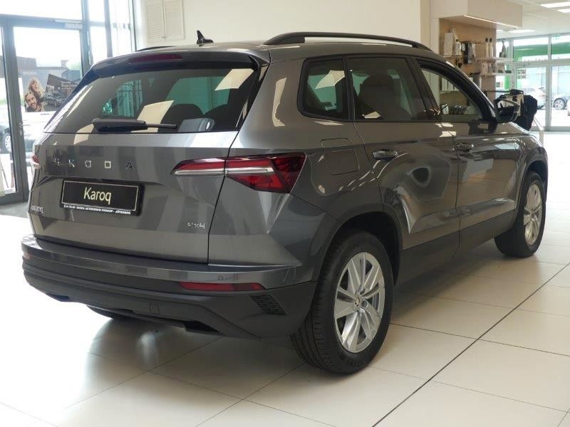 Fahrzeugabbildung SKODA Karoq 2.0l TDI DSG 4x4 Selection AHK*LED*KAM*NAV