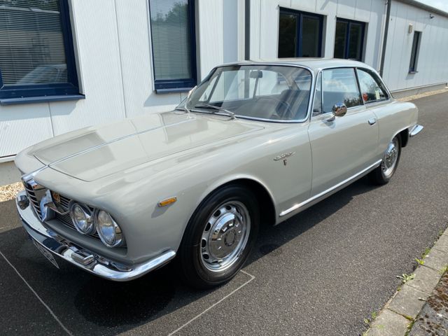 Alfa Romeo 2000 Typ 102.05 COUPE