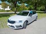 Skoda Octavia 2.0 TDI SCR DSG 4x4 RS60 Combi RS60 - Skoda Octavia mit Diesel-Antrieb: Rs60