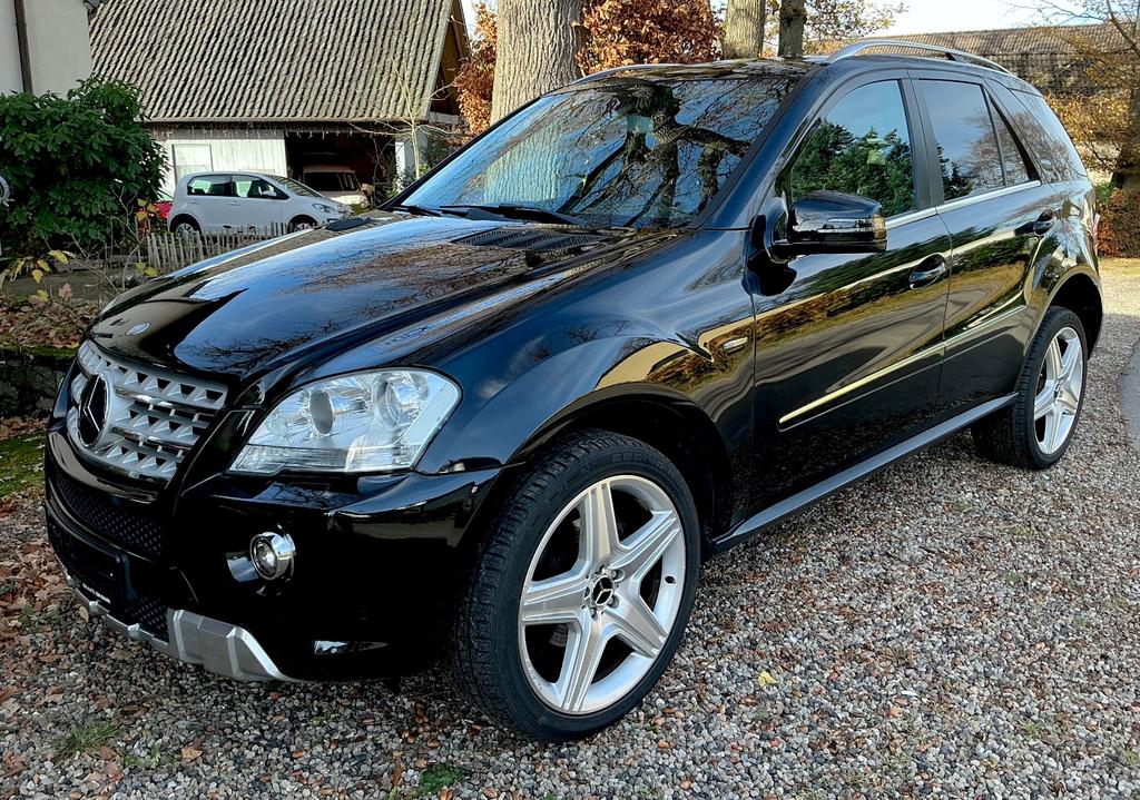 Mercedes-Benz ML 300