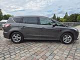 Ford S-Max S-MAX Titanium/7 SITZER/AHK/AUTOM/190 PS - Ford S-Max: 7sitzer