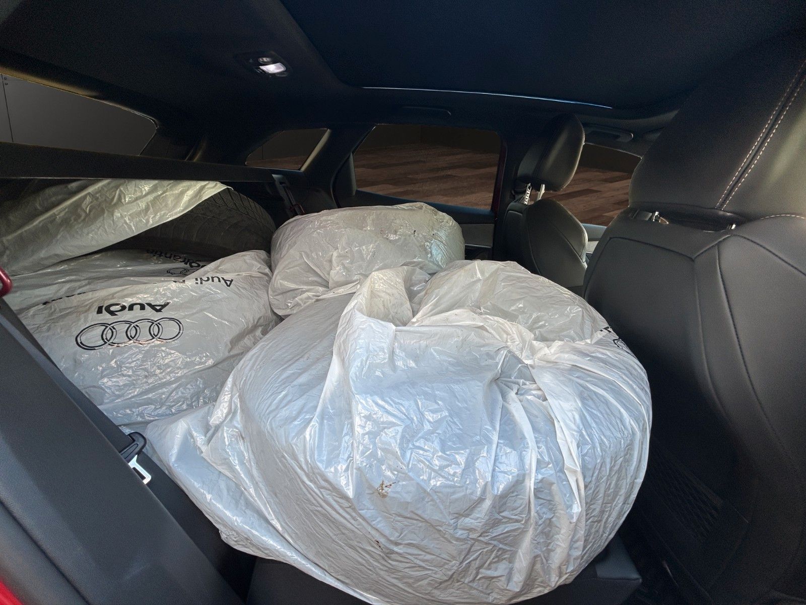 Fahrzeugabbildung Peugeot 3008 GT Automatik/Vollaustattung/8Fachbereift/