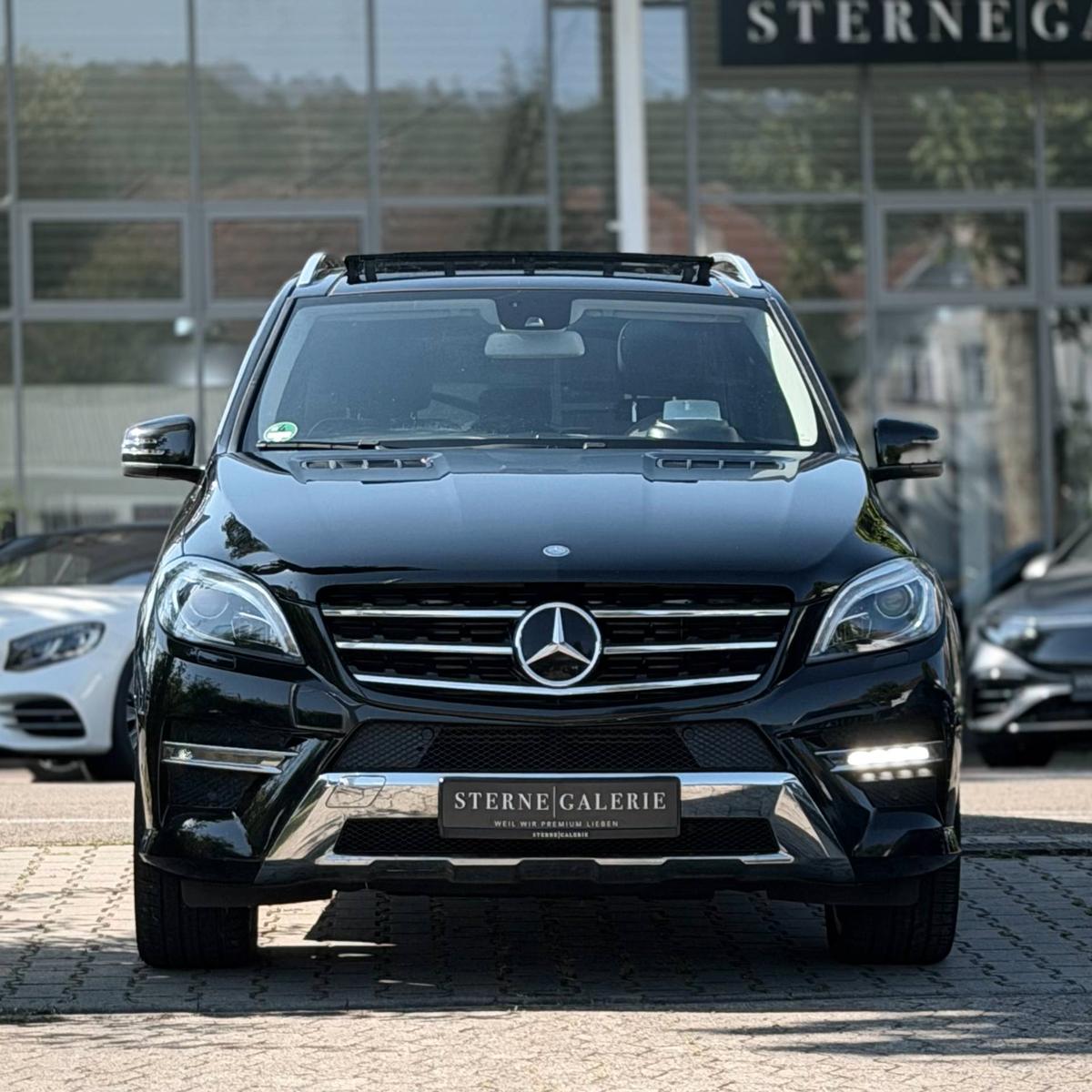 Mercedes-Benz ML 350 AMG-LINE/KAMERA/SHZ/MEM/PANO/AHK