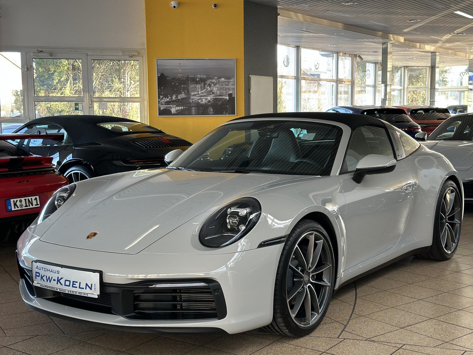 Porsche 992 (911) Targa 4 *PASM*BOSE*SiTZBE*LED*ABGAS*