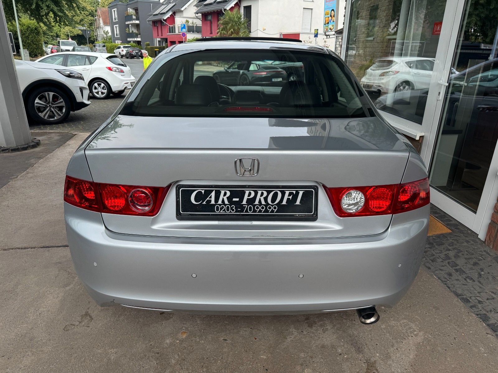Fahrzeugabbildung Honda Accord Lim. 2.0 Executive Autom. Klimaaut./Leder