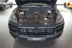 PORSCHE Cayenne Coupe Turbo GT | Sport-Chrono | 22" PORSCHE Cayenne Coupe Turbo GT | Sport-Chrono | 22"