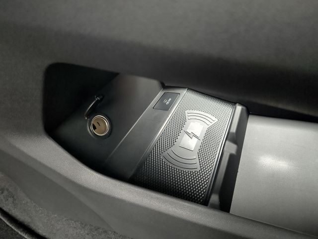 DFSK Forthing 4 PHEV AppleAndroid 360°Kam u.v.m.