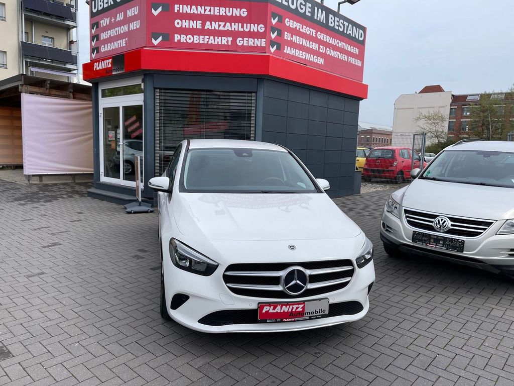 Image of Mercedes-Benz B 200