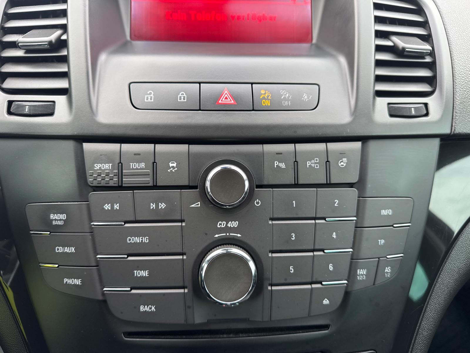 Opel Insignia 2012 — photo 24