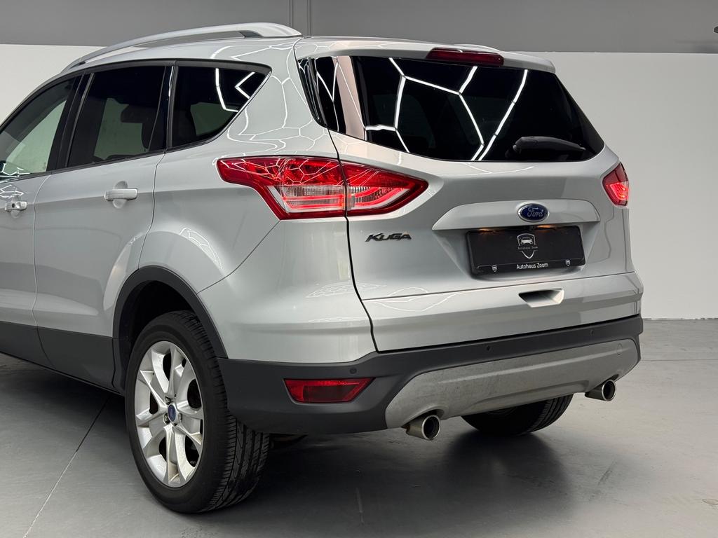 Ford Kuga Titanium, Foto 9 von 45