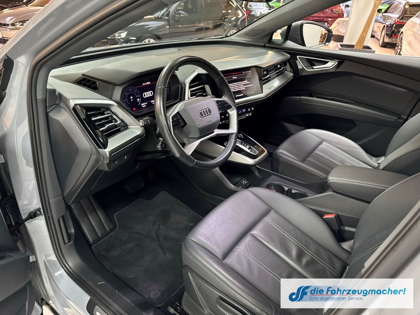 Fahrzeugabbildung Audi Q4 e-tron 35 Leder Digitales Cockpit LED Mehrzon