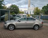 Skoda Octavia 2.0 TDI Aut.Laurin & Klement Voll Euro 6 - Skoda Octavia: Laurin Klement