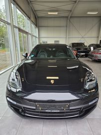 Porsche Panamera - 3
