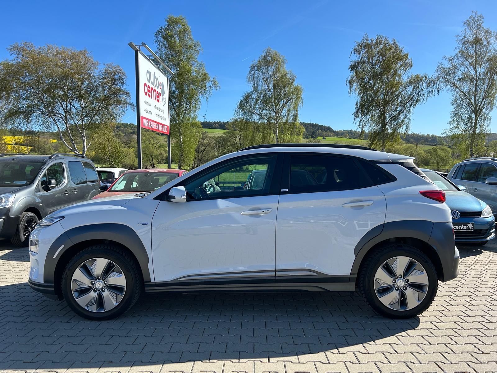 Fahrzeugabbildung Hyundai Kona Style Elektro°64 kWh°Kamera°LED°Navi°