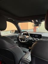 Mercedes-Benz GLB 35 AMG 7 SEATS 4MATIC - graue Mercedes-Benz GLB 35 AMG