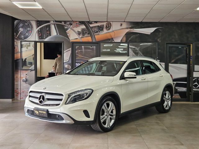MERCEDES-BENZ Mercedes-benz GLA 200 d Automatic Sport - NEOPAT
