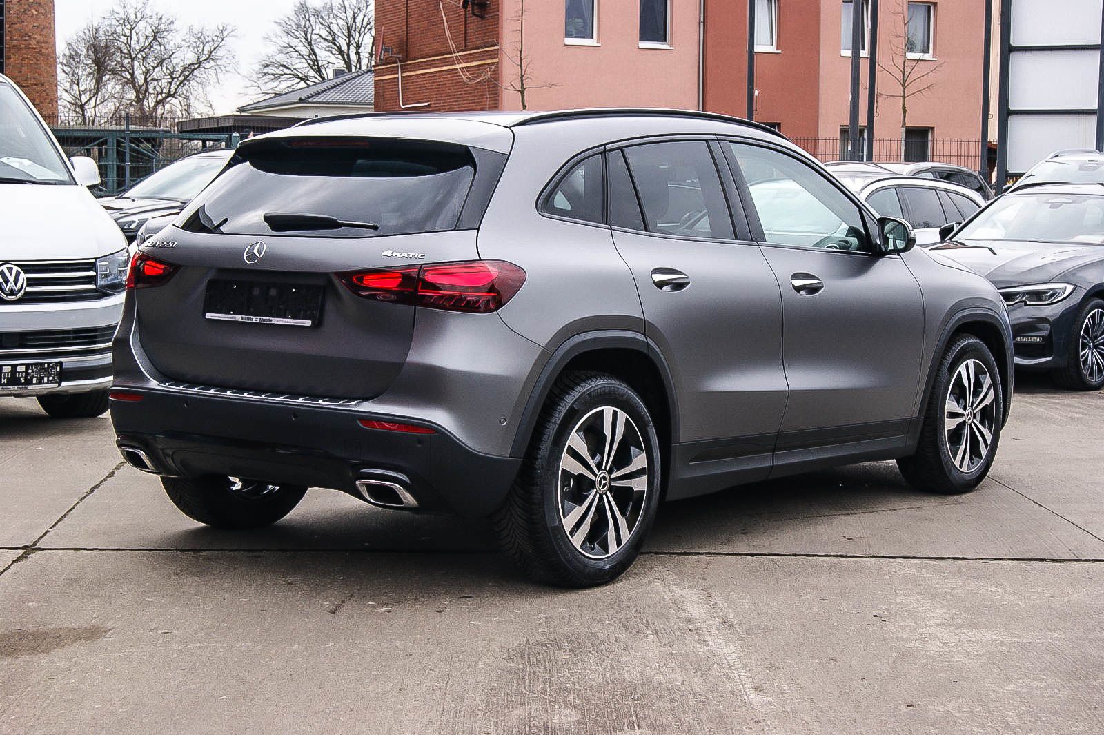 Fahrzeugabbildung Mercedes-Benz GLA 220 4-Matic Allrad Aut. MBUX KEYLESS 1.HAND