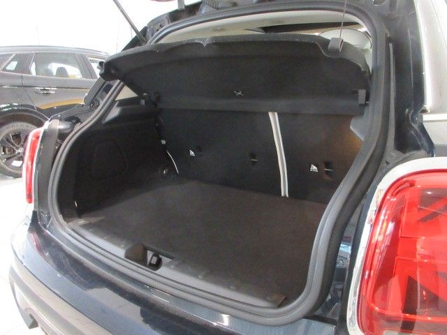 Fahrzeugabbildung MINI Mini Cooper Classic Trim LED/NAVI/SHZ/PANO/LEDER