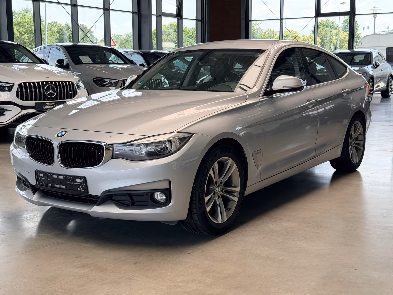 BMW 318 Gran Turismo 318 d AHK Memorysitz Einparkhil
