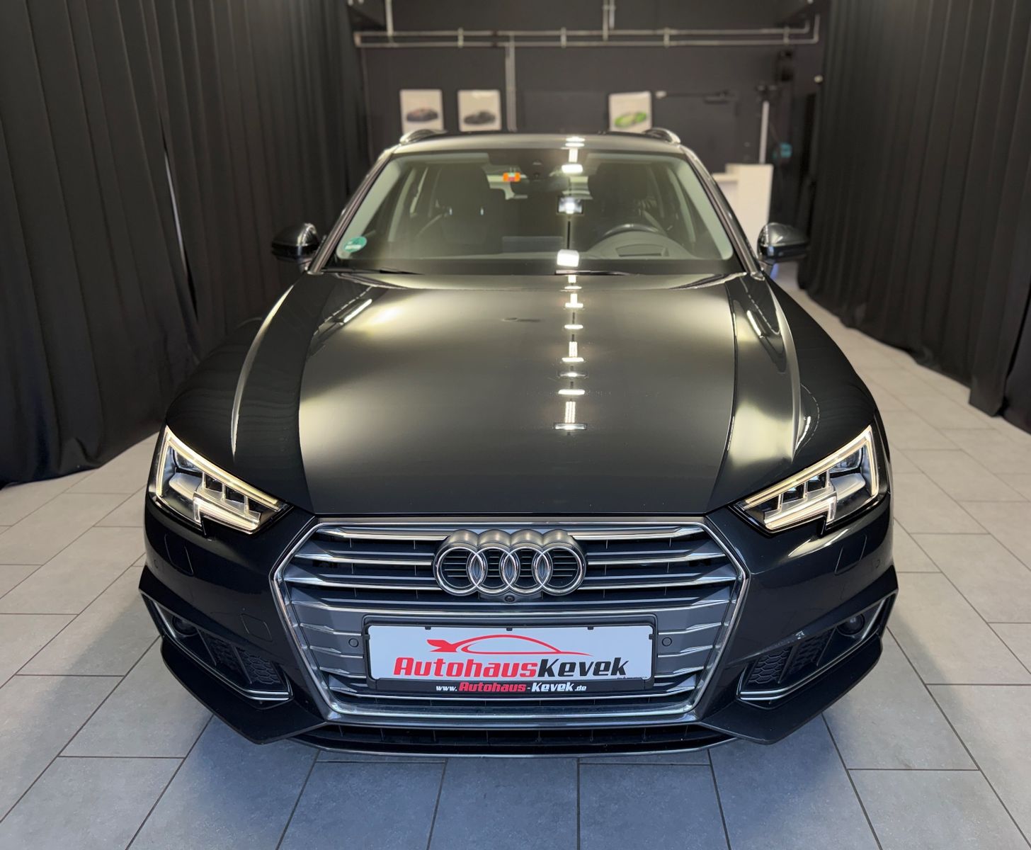 Fahrzeugabbildung Audi A4 Avant g-tron sport|S-LINE|S-TRONIC|HEAD-UP|