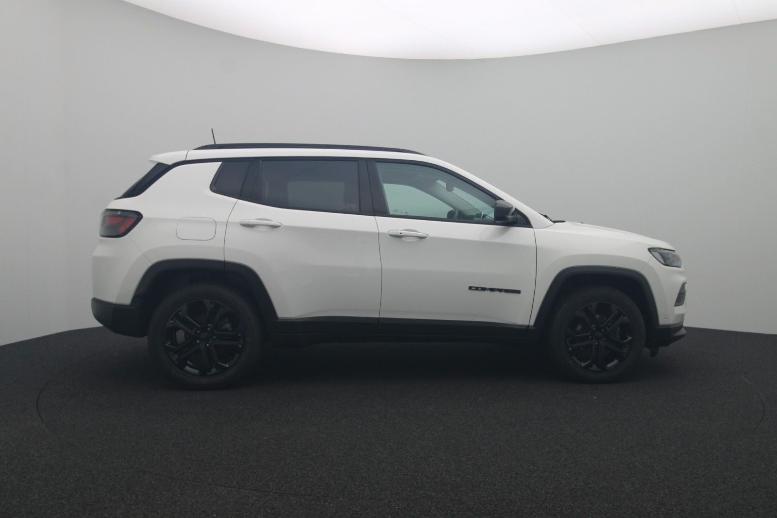 Fahrzeugabbildung Jeep Compass 1.3 Longitude FWD