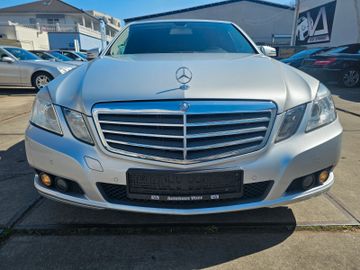 Mercedes E 200 - 2