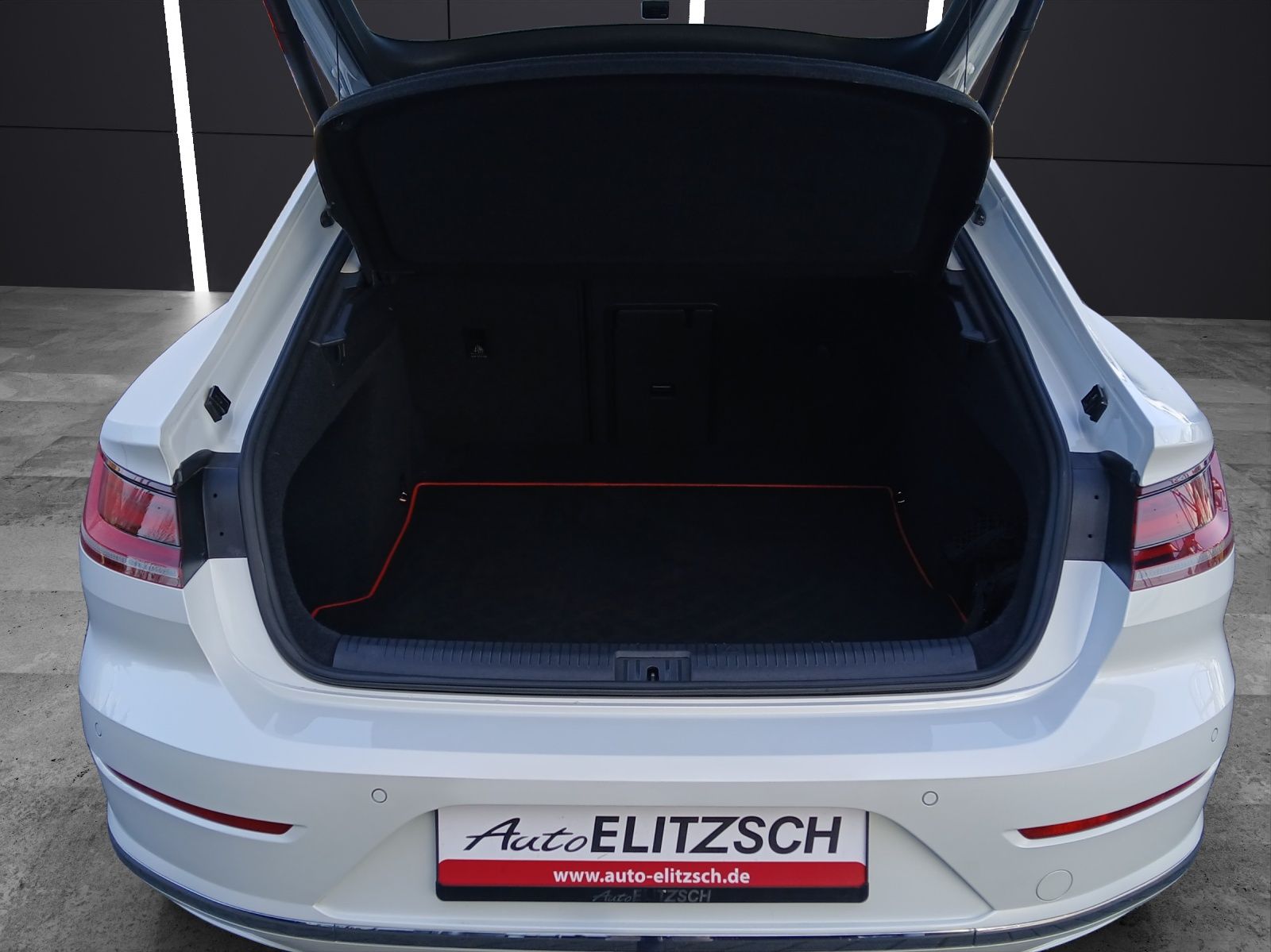 Fahrzeugabbildung Volkswagen Arteon TDI Elegance DSG LED Navi ACC RFK SH 19"