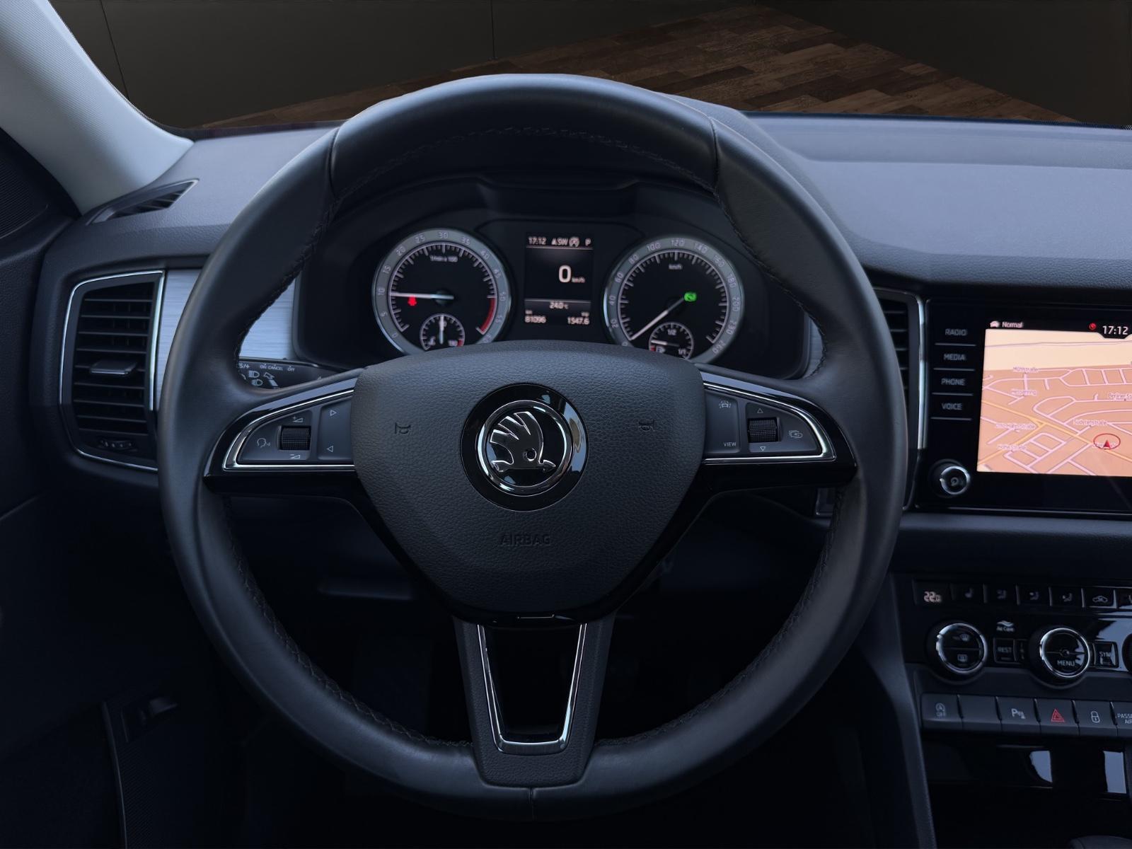 Skoda Kodiaq 7-SITZER°AHK°PANO°LED°NAVI°KAMERA°SHZ