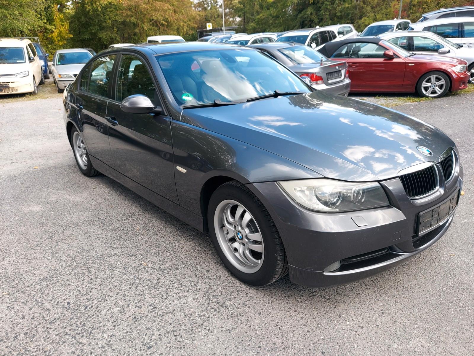 BMW 320 i Leder&Xenon&GSD&2Hand