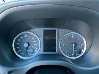 Mercedes-Benz Vito Tourer 124 CDI 9G 7SI LEDER PANO STHZG AHK bei Autohaus Landmann & Maier OHG