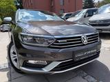 Volkswagen Passat  Alltrack  4Motion/LEDER/PANOR/ACC/AHK - VW Passat Alltrack Gebrauchtwagen
