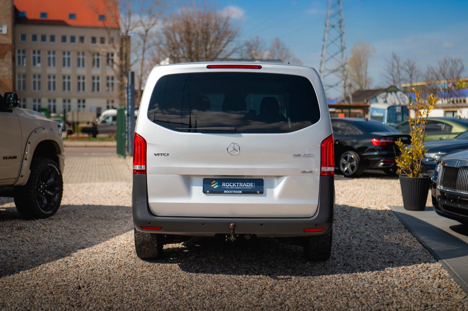 Fahrzeugabbildung Mercedes-Benz Vito Mixto 119 CDI 4MATIC kompakt *LED*Kamera*