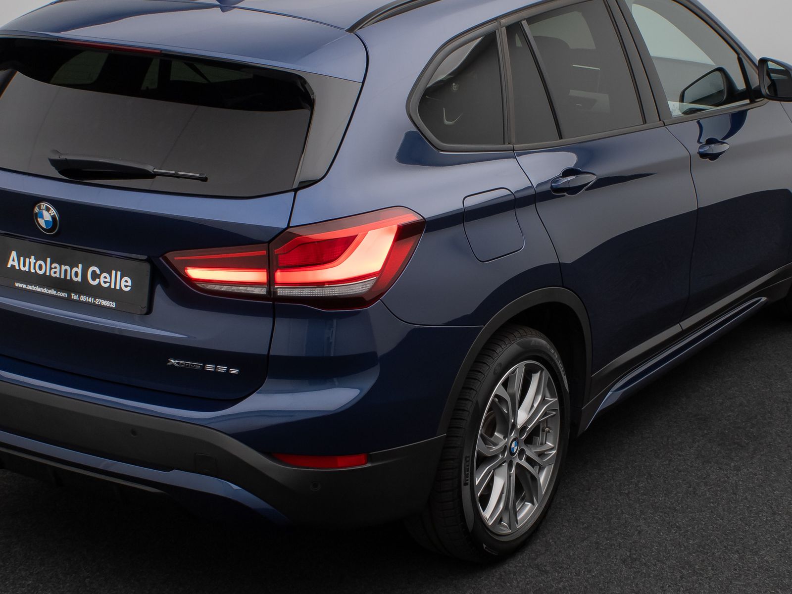 Fahrzeugabbildung BMW X1 xD25e Sport Line Parkassist DAB HiFi Komfort