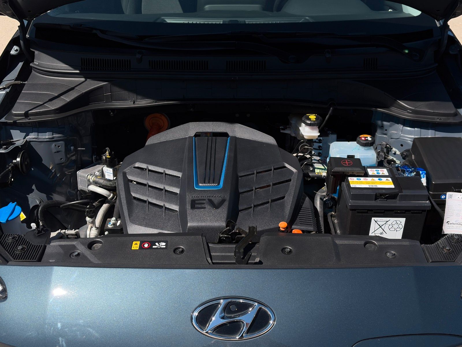 Fahrzeugabbildung Hyundai KONA E Select SHZ LHZ ACC PDC LKA Navi CarPlay