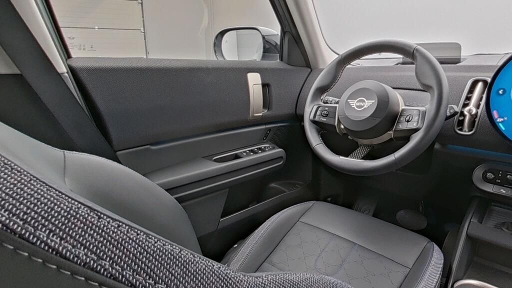 MINI Cooper SE Countryman - Bild 11