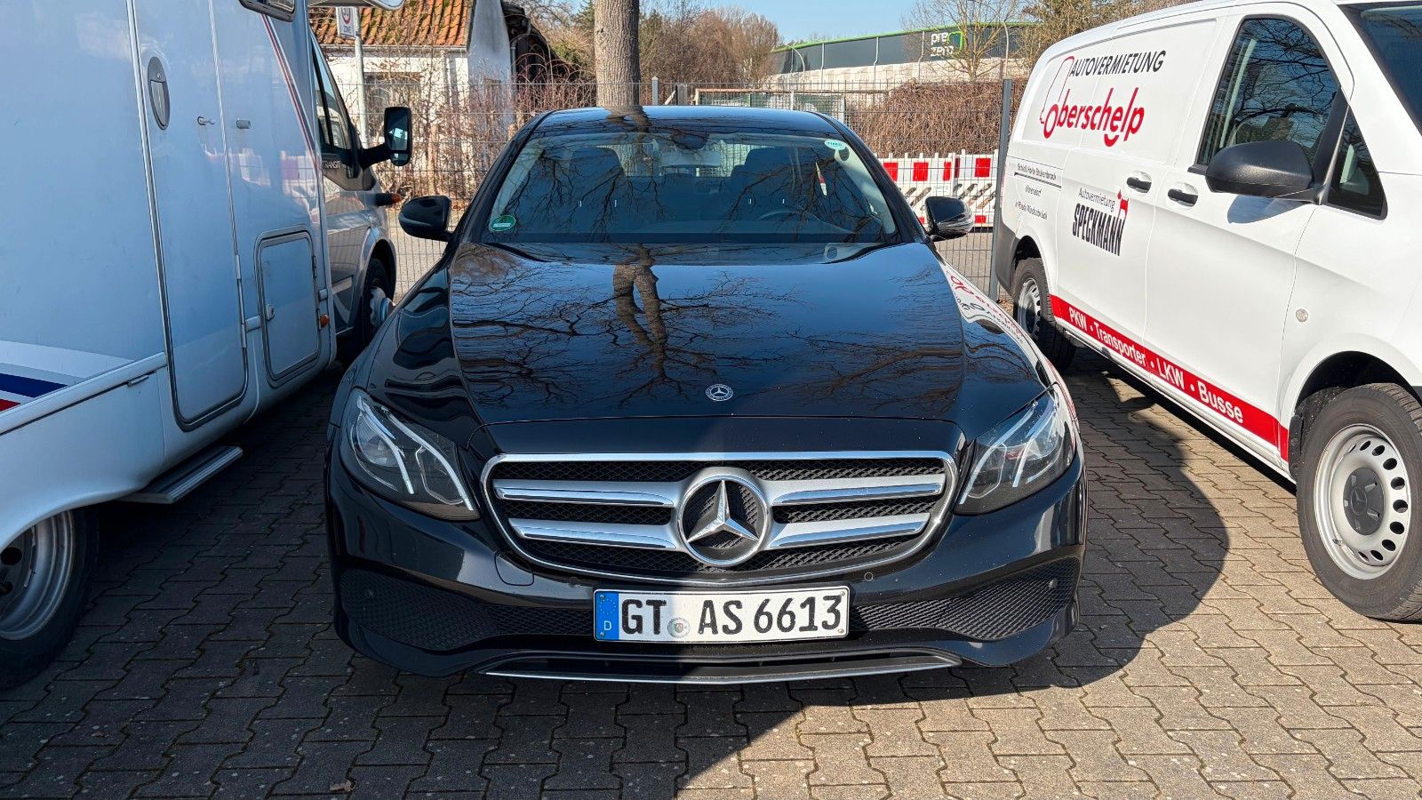 Fahrzeugabbildung Mercedes-Benz E 220 d Buisness Avantgarde