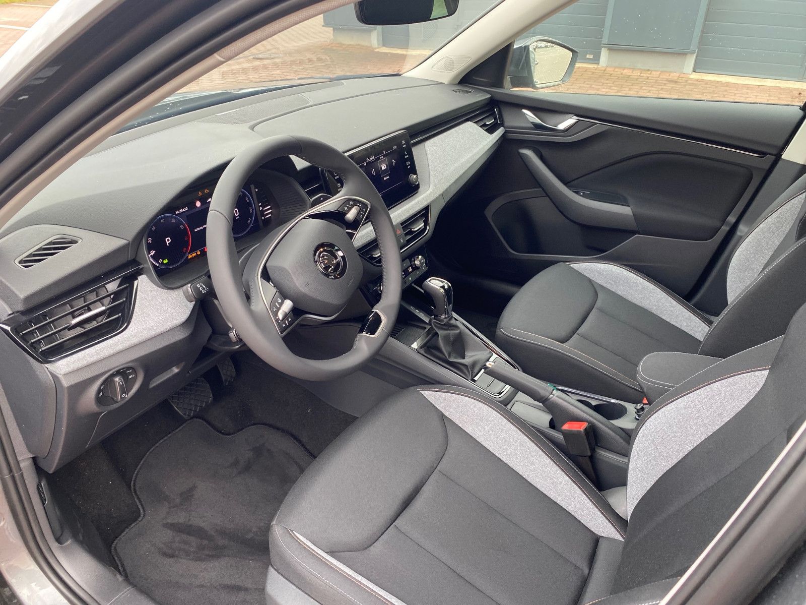 Fahrzeugabbildung SKODA Kamiq Selection