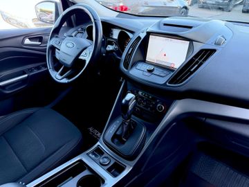 Ford Kuga - 12