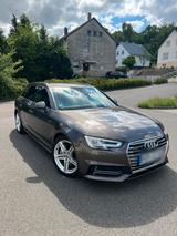 Audi A4 B9 2.0tdi 190PS Quattro Sline - Audi A4 mit Diesel-Antrieb: Kombi, 1.9