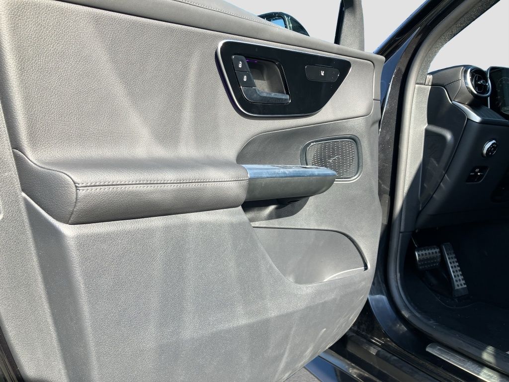 Fahrzeugabbildung Mercedes-Benz GLC 220 d 4MATIC AMG*Night*Navi*KeyLess*RFK*PDC