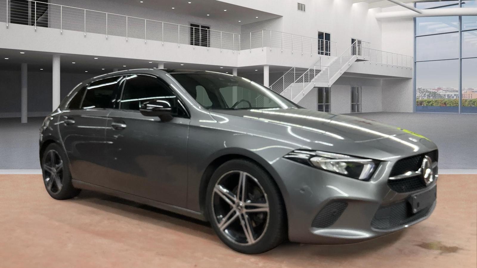 Mercedes-Benz A 200 7G*LED*AMBIENTE*PANO*WIDE*NIGHT*R-KAMERA*